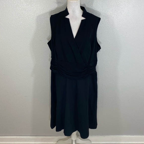 NWT Calvin Klein black notch neck faux wrap dress - Picture 2 of 7